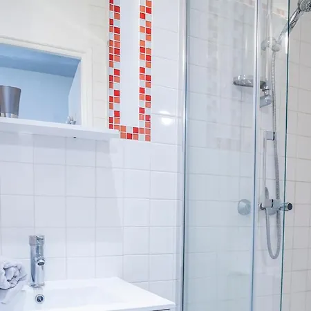 Onloc - Montpezat Coup De Coeur - Hyper Centre - Calme - Wifi Apartment